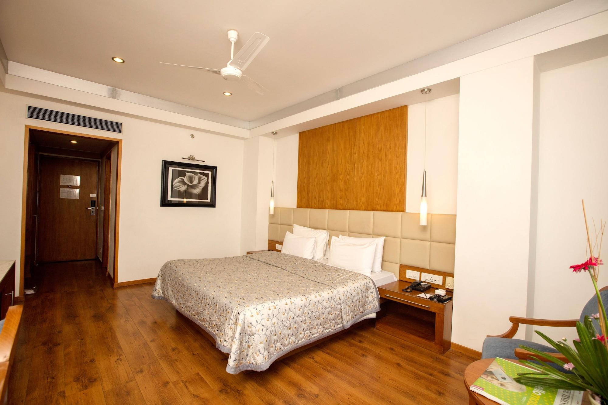 Southern Star,Mysore Exterior photo A room at the hotel