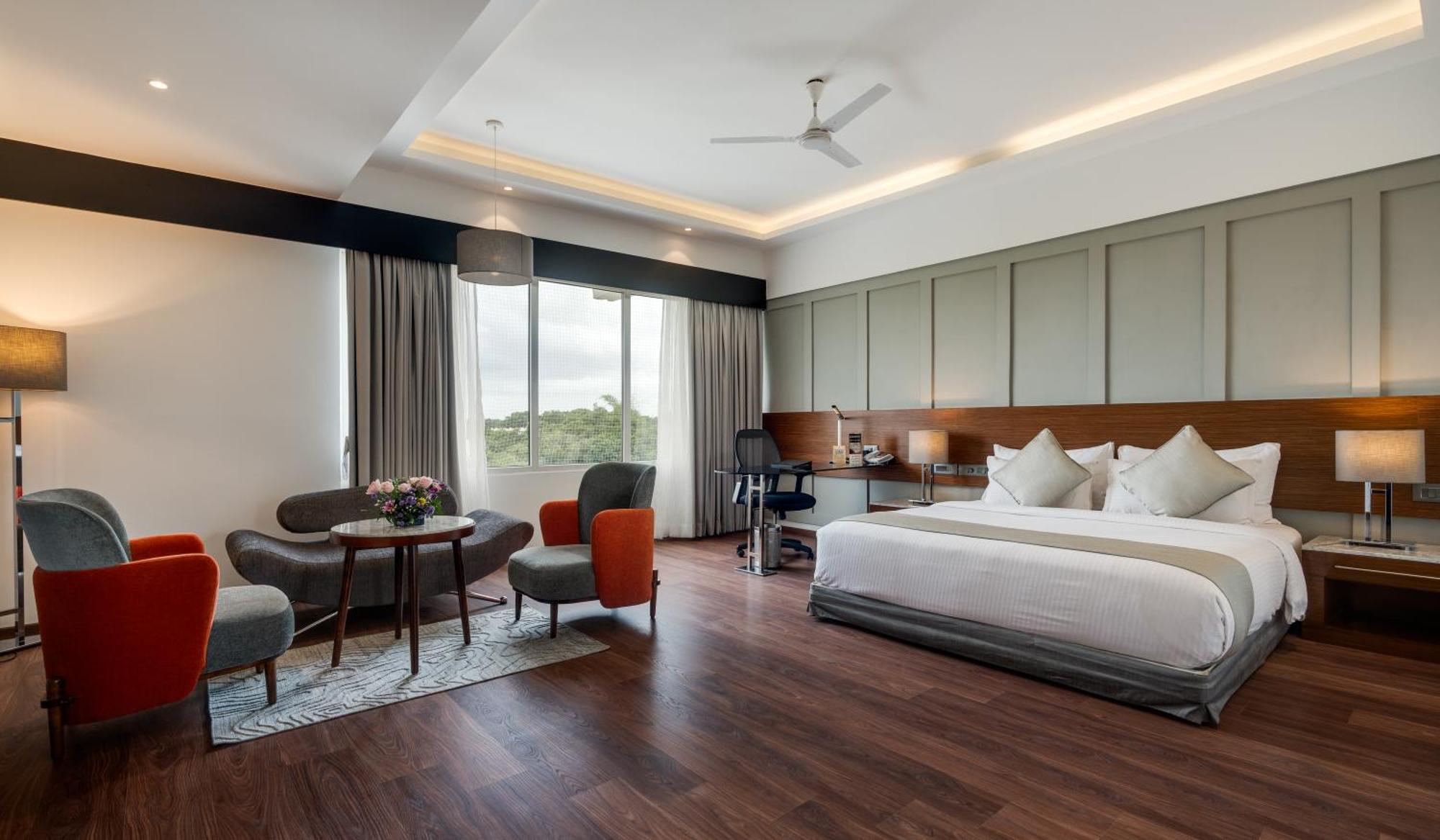Southern Star,Mysore Exterior photo Suite room at the Park