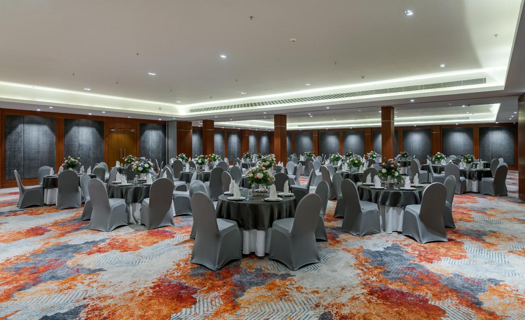 Southern Star,Mysore Exterior photo The Grand Ballroom