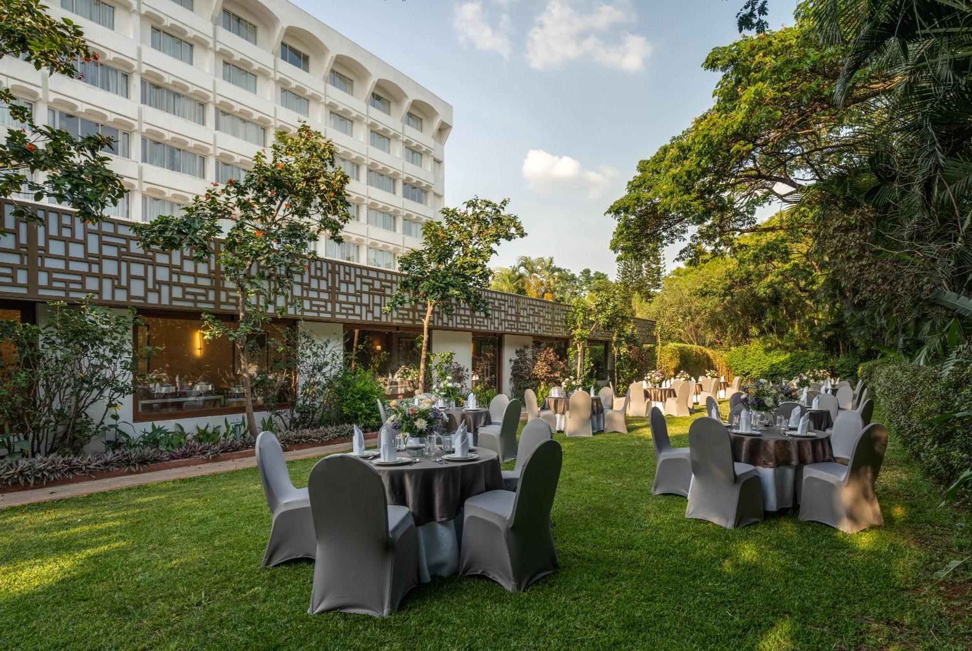 Southern Star,Mysore Exterior photo The Royal Garden
